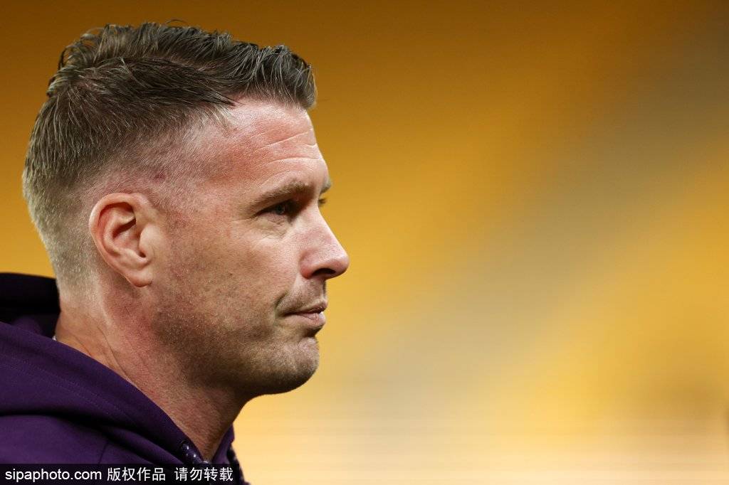 里奥·费迪南德怒斥阿莫林:别让梅努在曼联浪费青春!